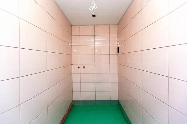 Best Flooring Options for Chicago Bathroom Renovations